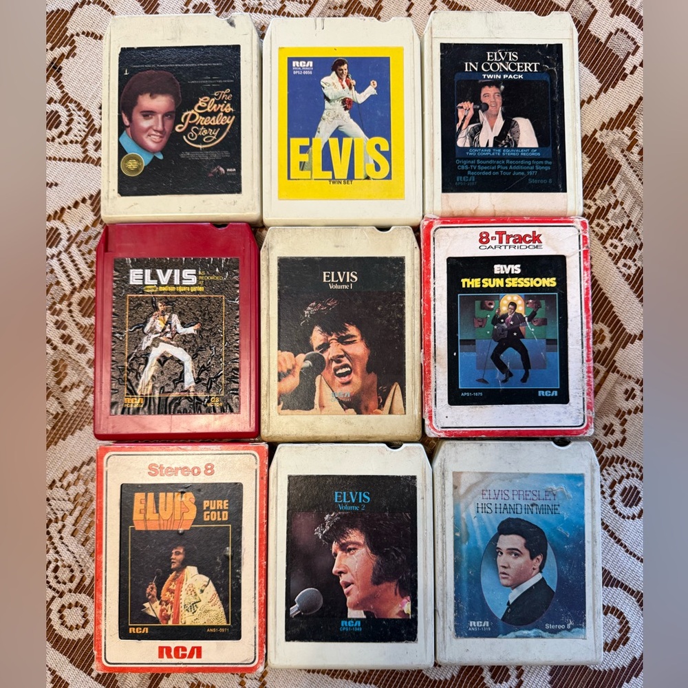 9 DIFFERENT - ELVIS PRESLEY - 8 TRACK TAPE CARTRIDGE COLLECTION LOT